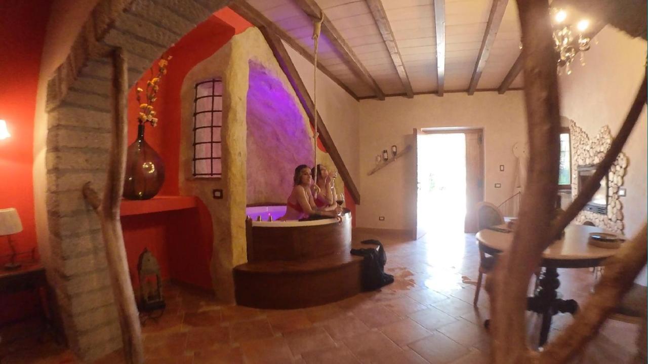 Il Giardino Dei Flintstones B&B Cerveteri Zewnętrze zdjęcie