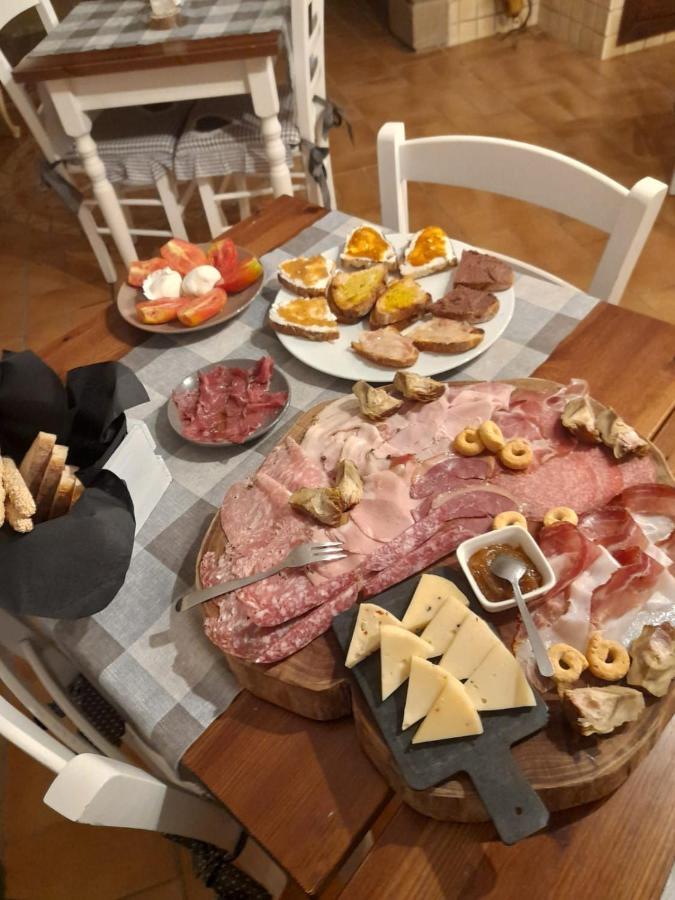Il Giardino Dei Flintstones B&B Cerveteri Zewnętrze zdjęcie
