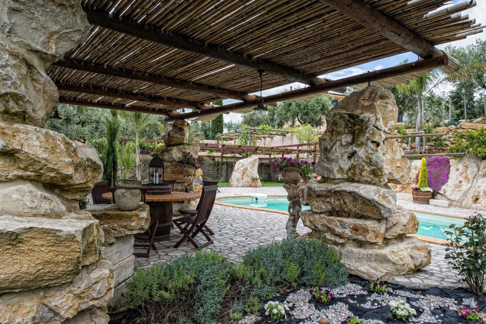 Il Giardino Dei Flintstones B&B Cerveteri Zewnętrze zdjęcie