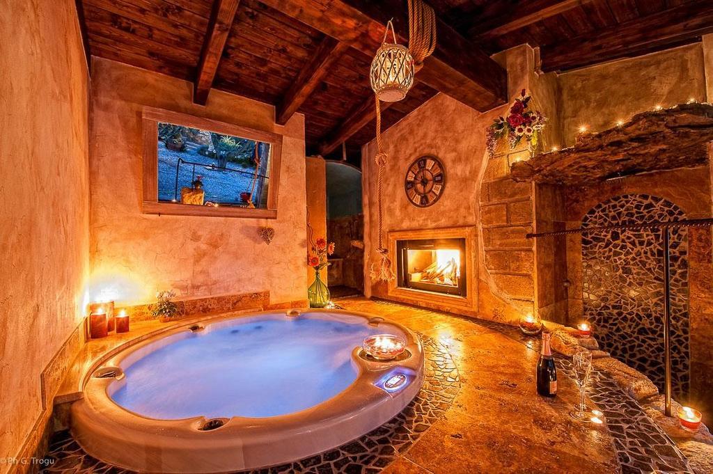 Il Giardino Dei Flintstones B&B Cerveteri Zewnętrze zdjęcie